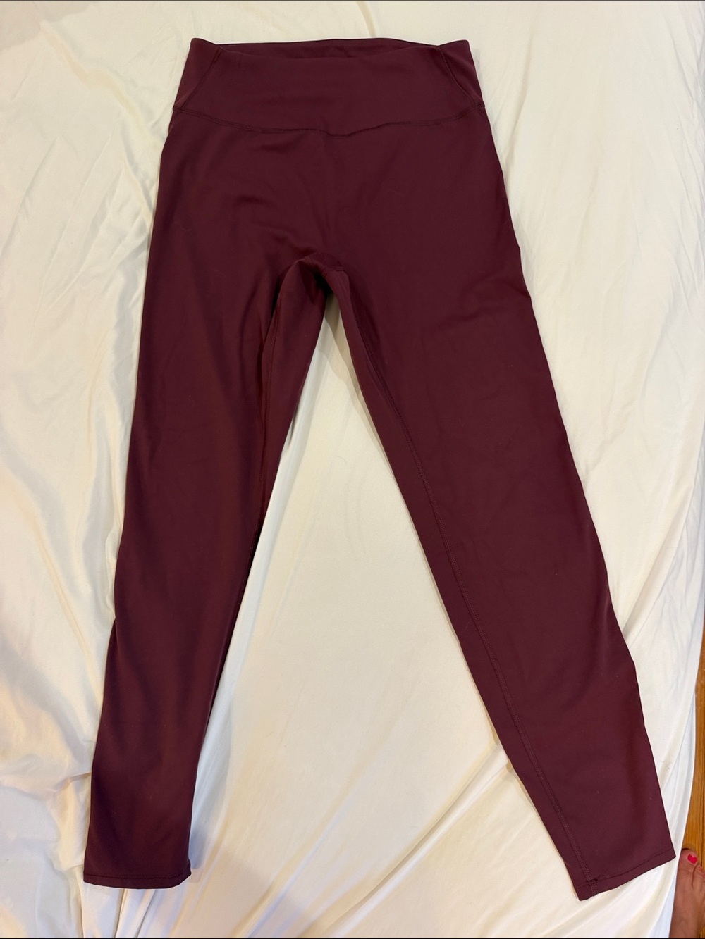 SKIMS High-Rise Leggings in Burgundy Wine